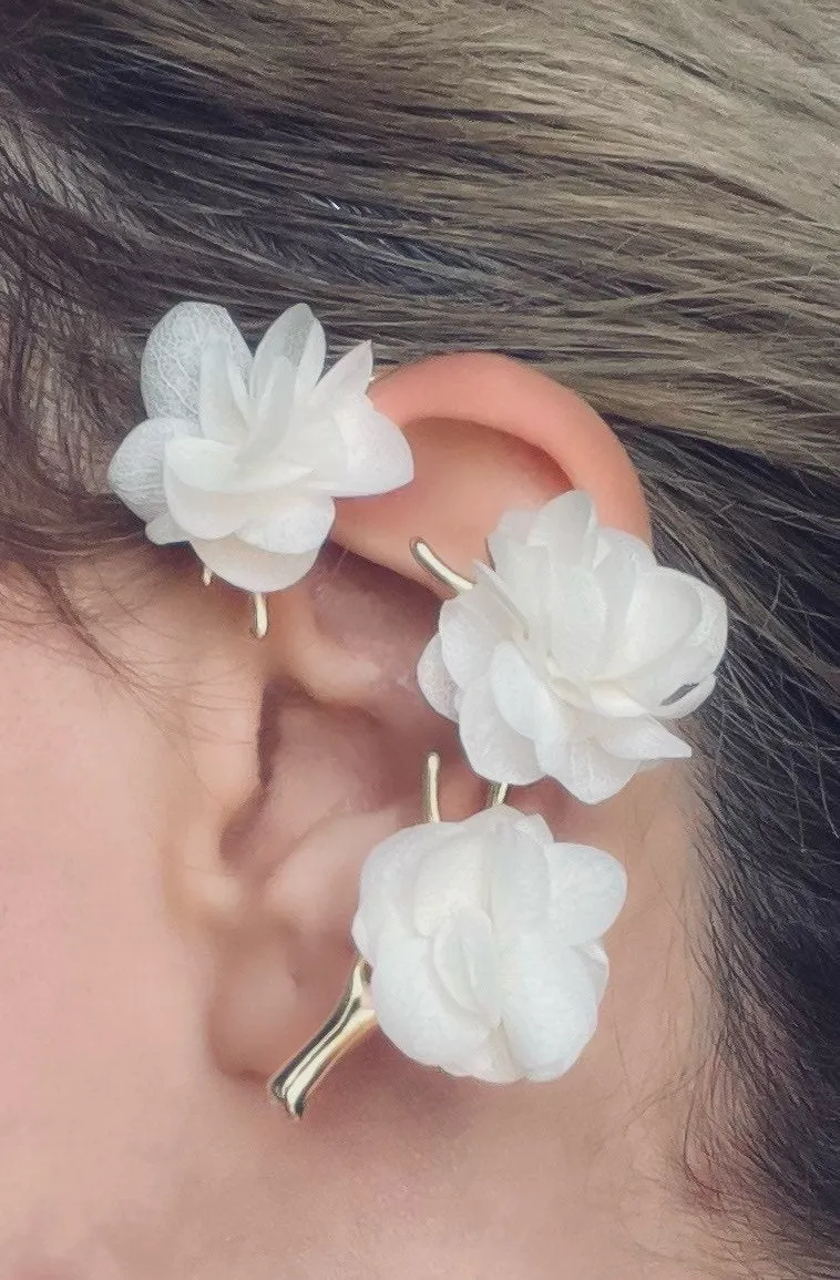 Boho Bridal Flower Ear Wrap White, Bridesmaids Floral Earrings Ivory Gold Silver Wedding Floral Ear Climber Cuff, Handmade Accessories Bride