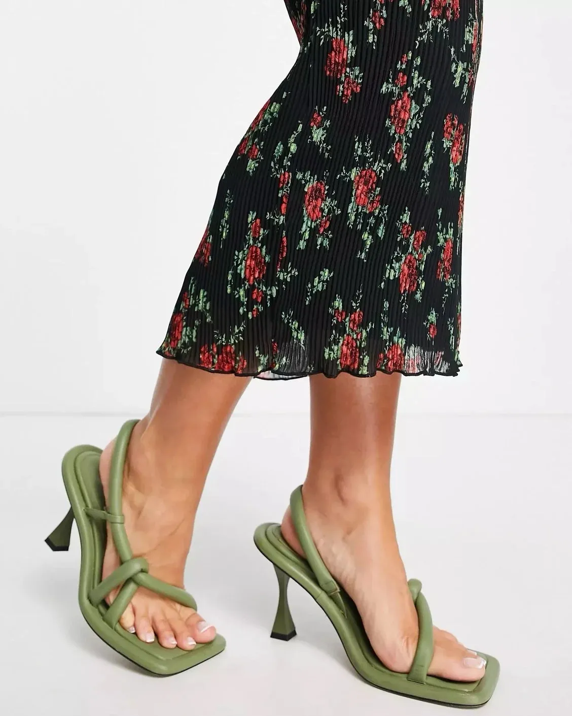 FLORAL PRINT PLEATED COORD SET- MIDI SKIRT